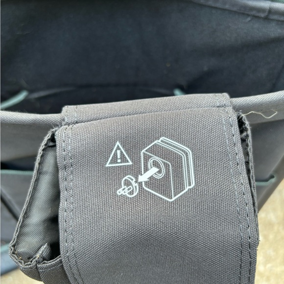 Bose SoundDock Portable Travel Bag Carrying Case With Shoulder Strap Black - Picture 5 of 8